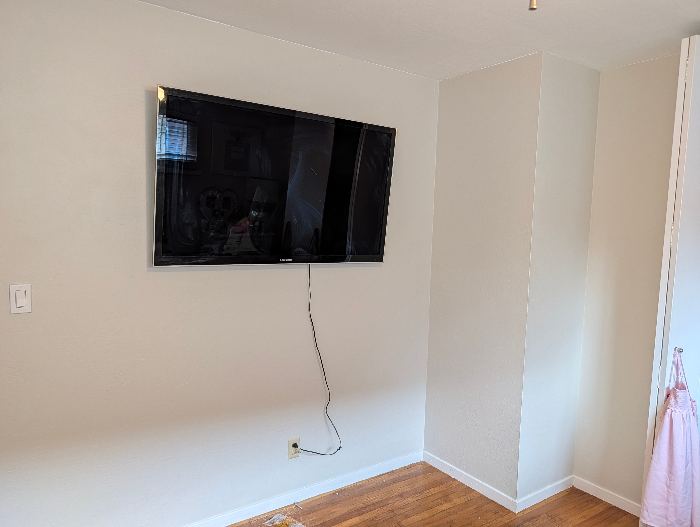Samsung Wall-Mounted TV