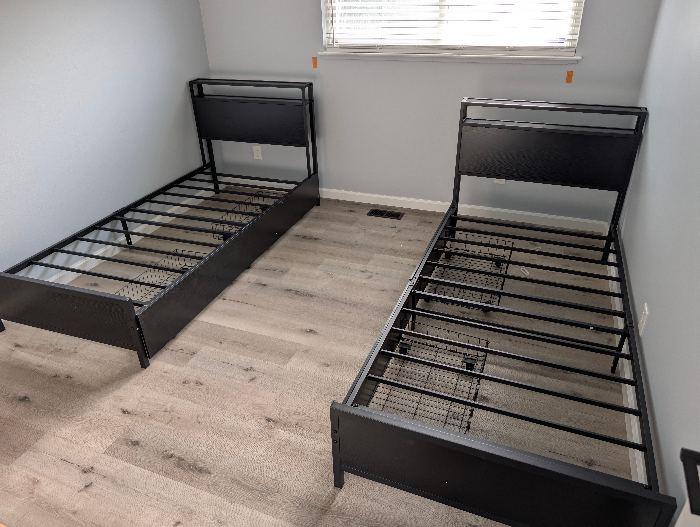 Twin Metal Bed Frames