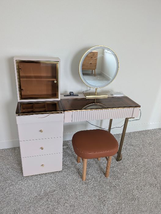 Pink Makeup Vanity Set