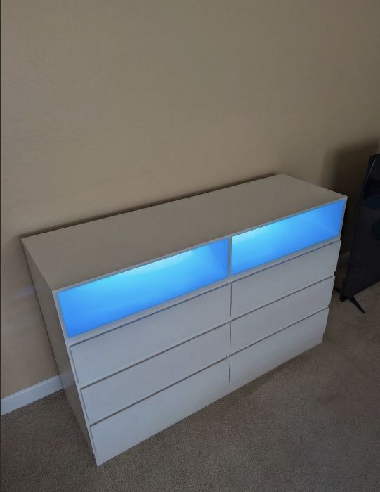 LED Six-Drawer Dresser